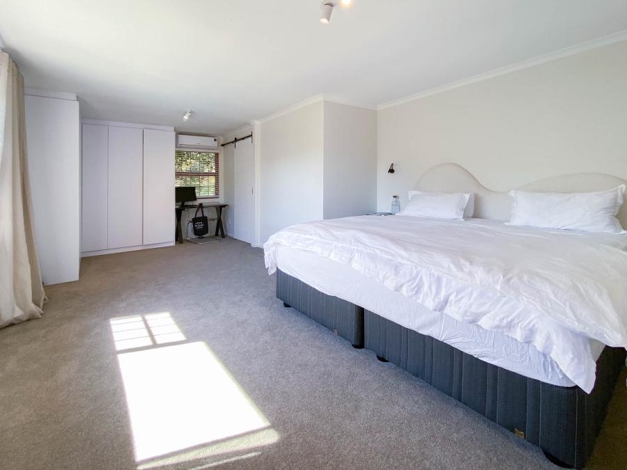 To Let 4 Bedroom Property for Rent in Tierboskloof Western Cape